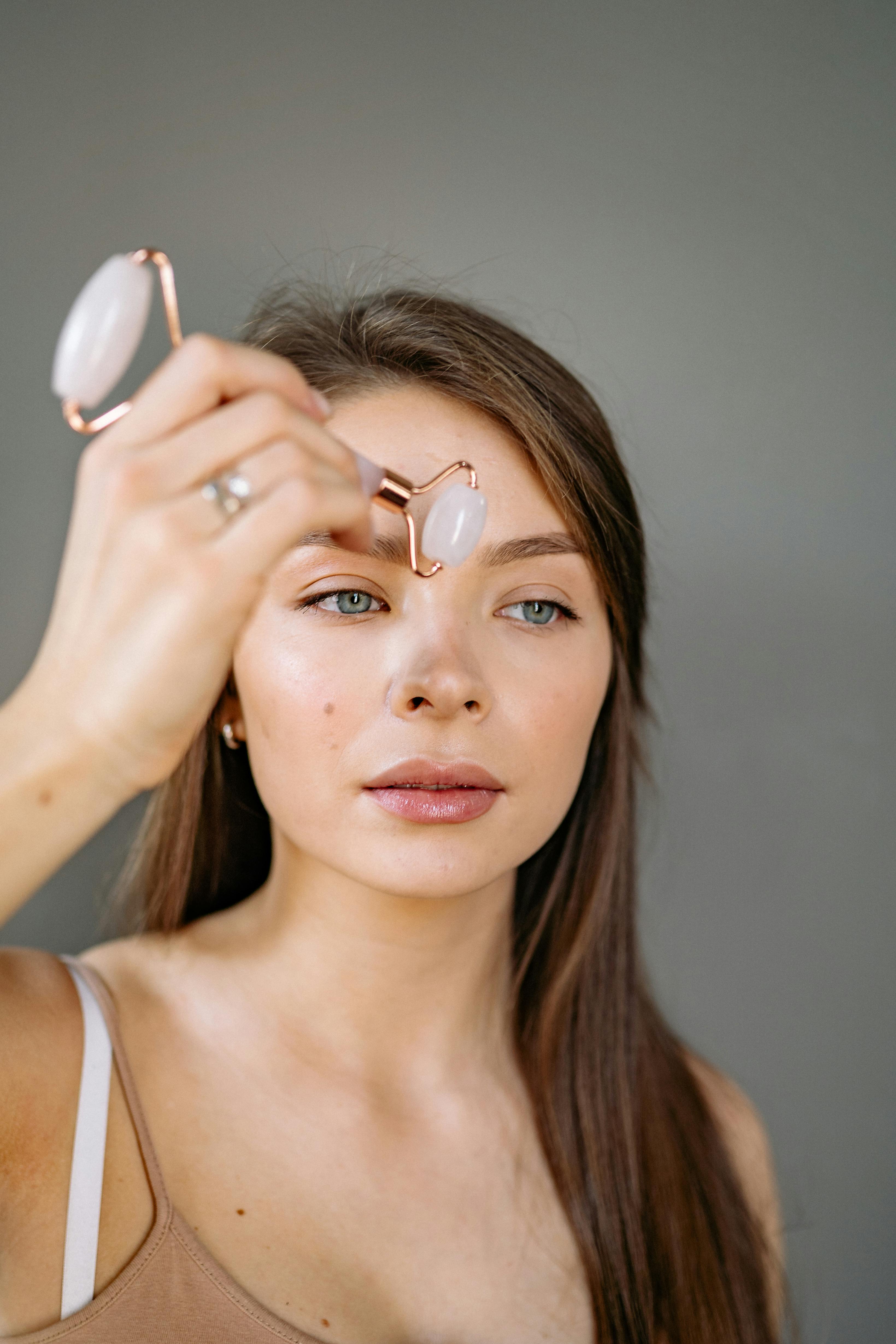 Ritual Jade Glow - Set Gua Sha & Rouleau de Jade 3 Pièces